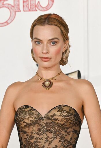 Margot Robbie