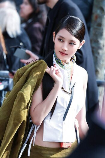 Minnie (Nicha Yontararak - I-dle