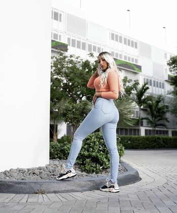 nancyay