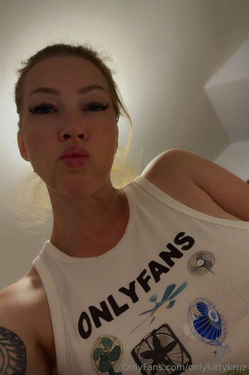 onlykittykruz