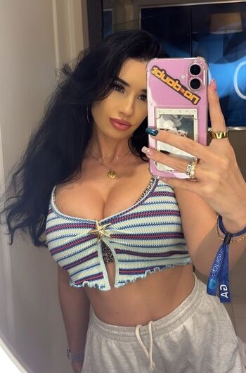 Paris Dylan