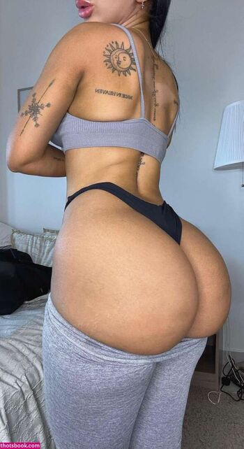 Polleen E