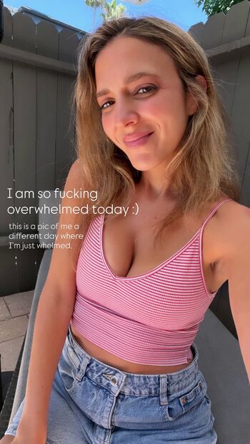 Roxy Striar
