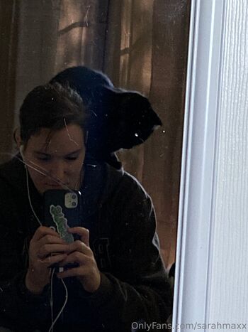 sarahmaxx