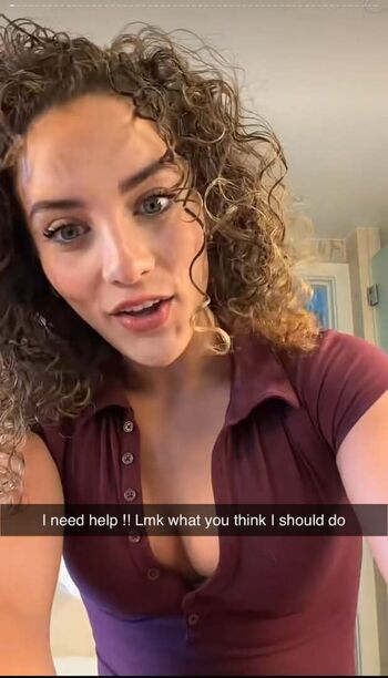 Sofie Dossi
