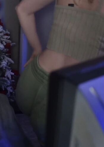 Sylvee / Sylveey / Sylveemhm