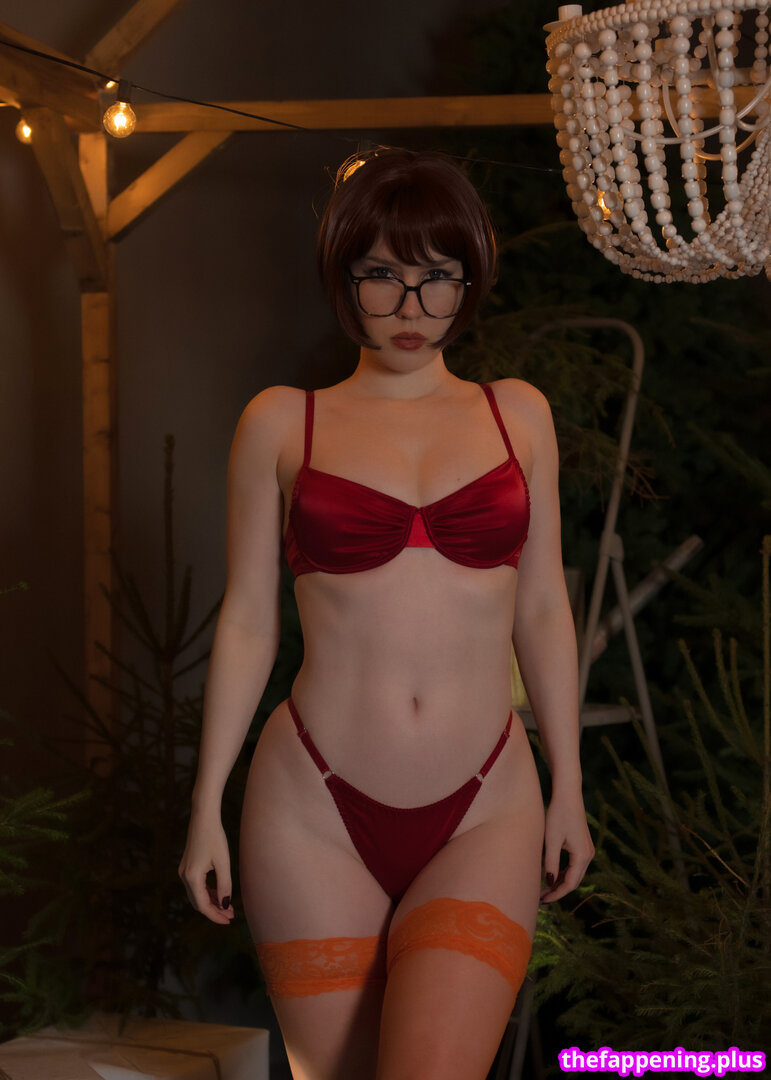 Velma & Daphne Cosplay