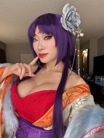 Yaya Han
