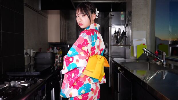 Yuna Shirahoshi 白星優菜