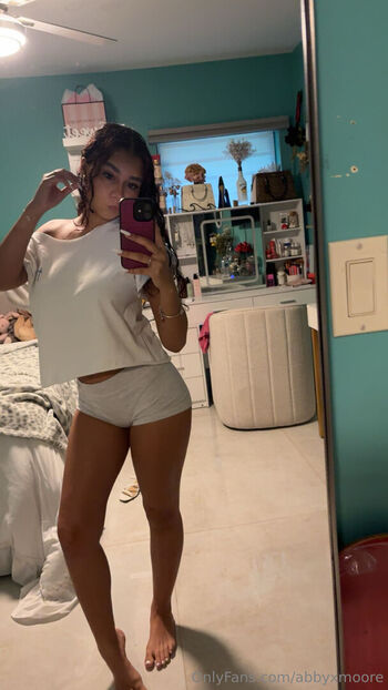 Zoe Hernan