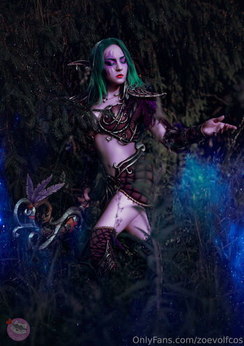 Zoe Volf Cosplay